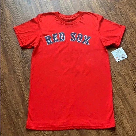 Boston Red Sox T Shirt Mookie Betts NWT - Picture 1 of 15